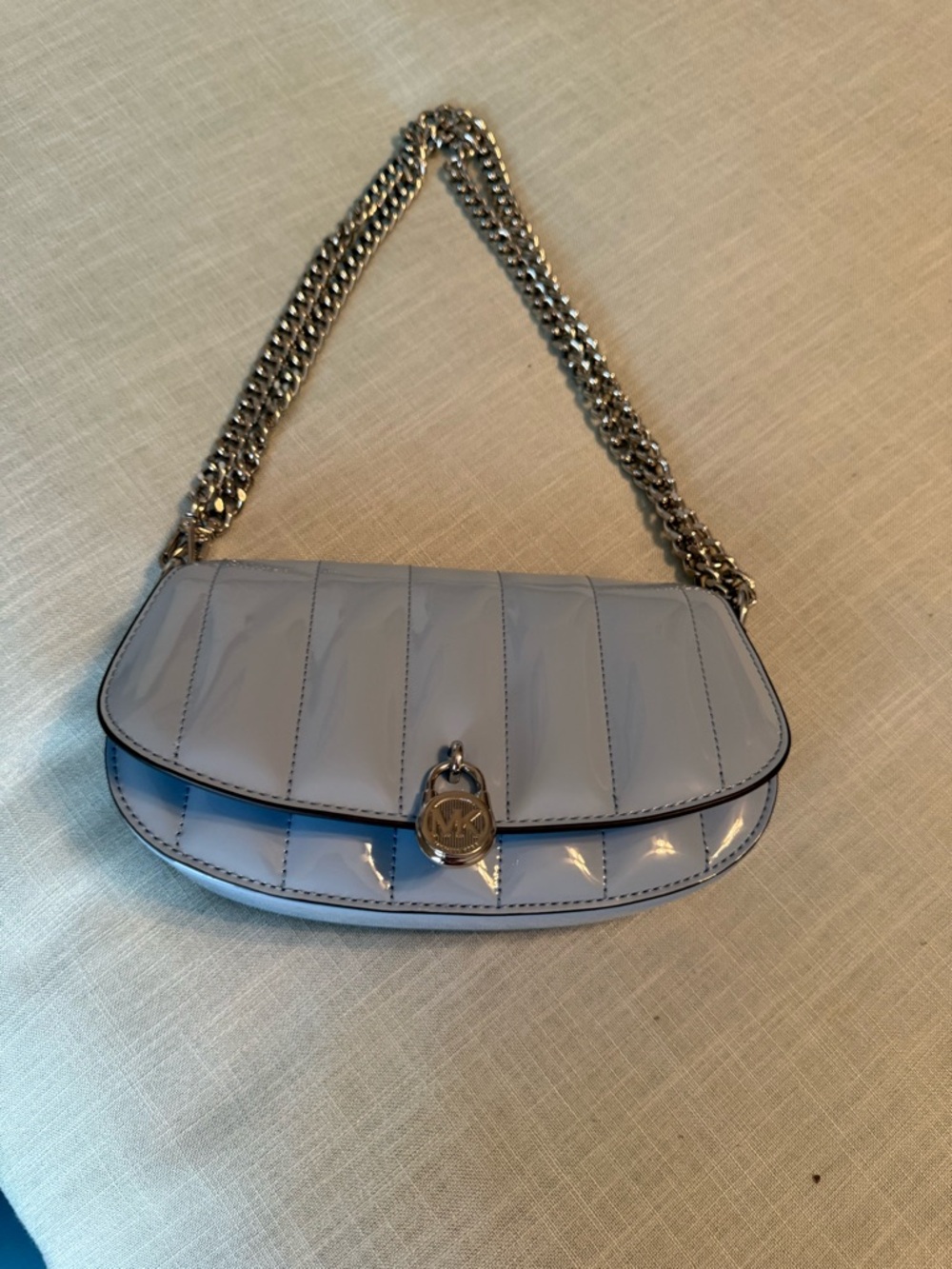 Michael Kors Baby Blue Patent Leather Chain Crossbody - Picture 2 of 12